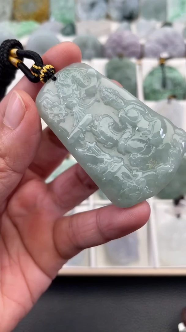 颈饰未镶嵌翡翠天然缅甸翡翠A货83