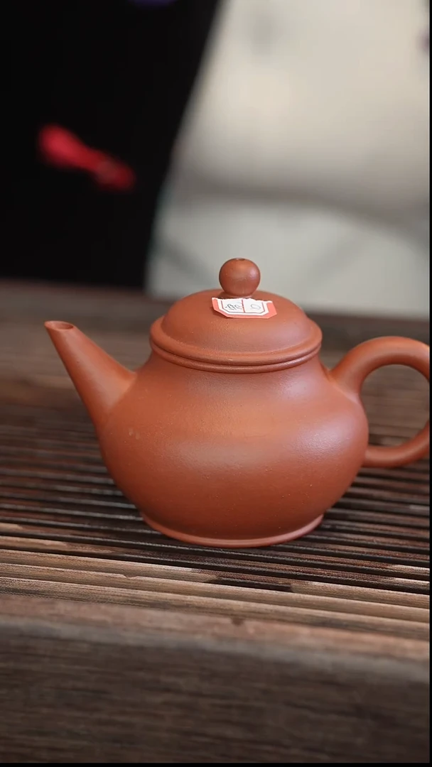 茶壶紫砂【宽口  】芭乐水平 北红赤铁 半手工180cc