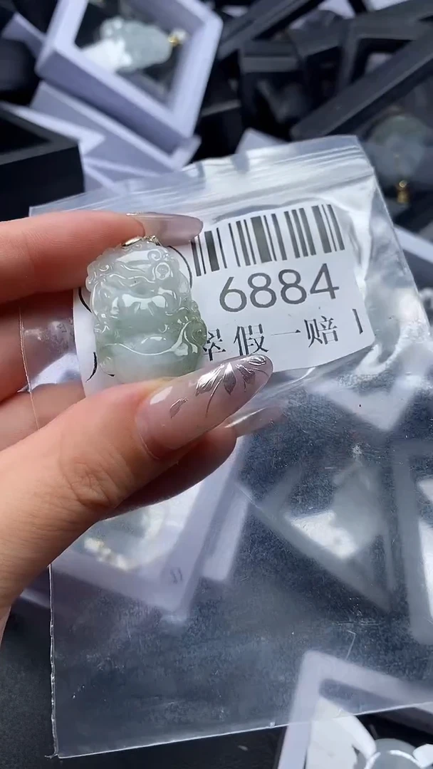 吊坠(不含链)未镶嵌翡翠6884