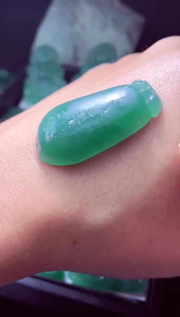 未镶嵌定制翡翠天然翡翠A货 官方基地发货多样性发其一