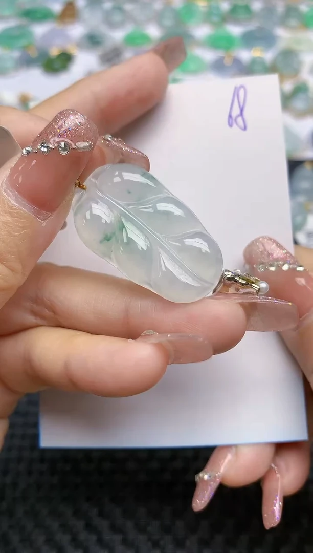 【闪购商品】翡翠颈饰18K金镶嵌天然A货翡翠 68