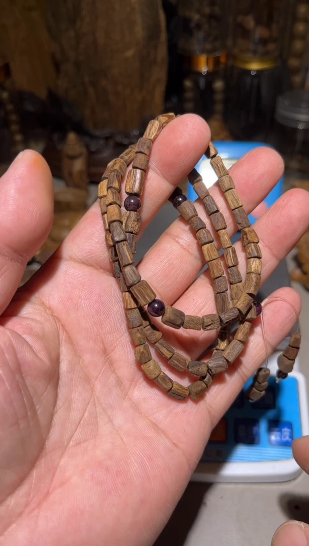 沉香沉香碎屑?**? 老惠安10（克）土沉