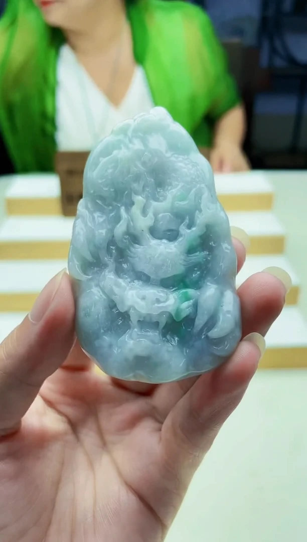 颈饰未镶嵌翡翠09160044