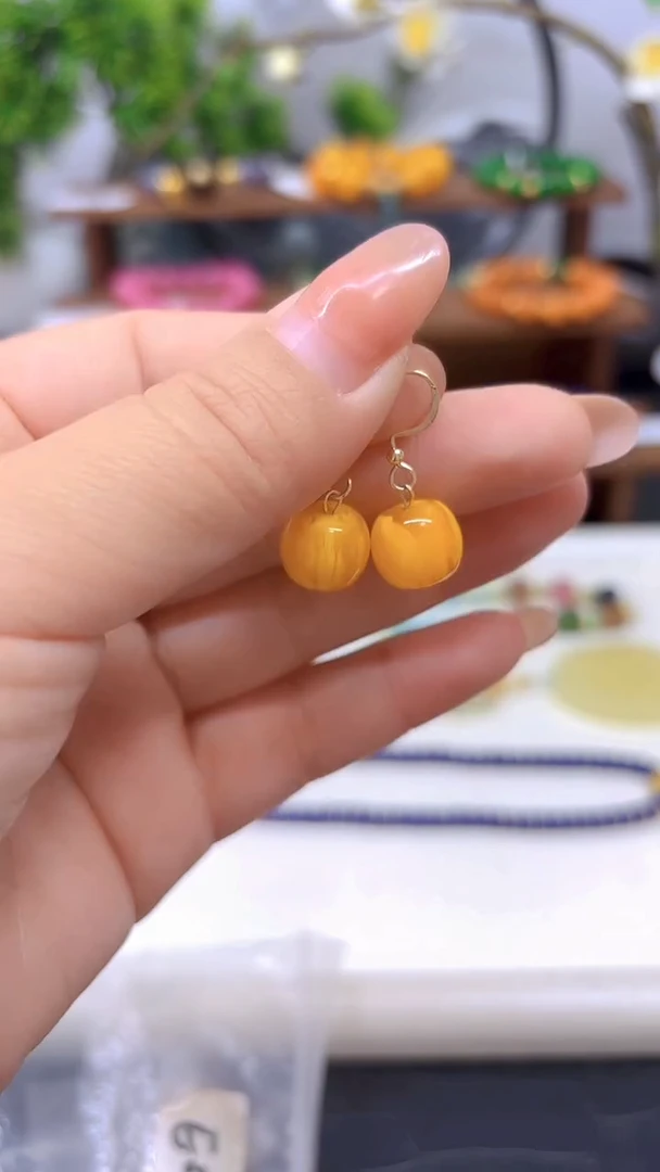 蜜蜡14K金镶嵌耳饰E01