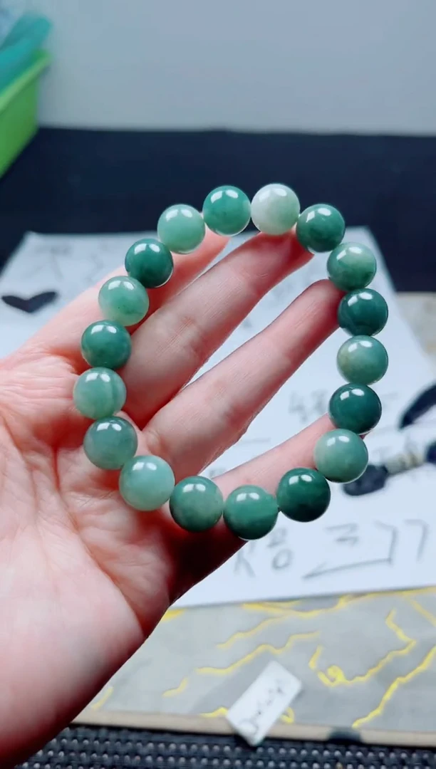 未镶嵌定制翡翠翡翠