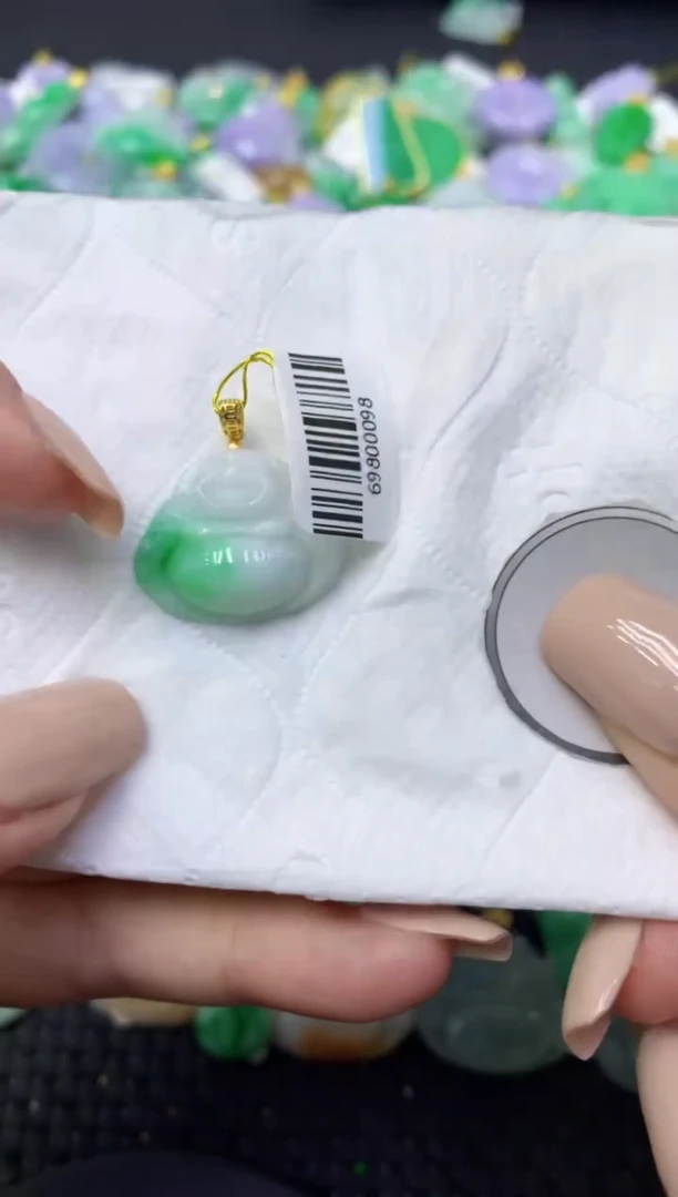 颈饰未镶嵌翡翠天然缅甸翡翠A货