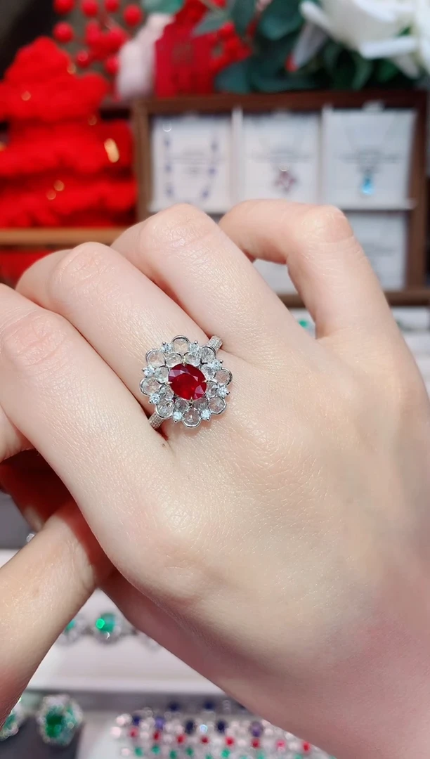 18K金镶嵌戒指红宝石1.1ct/天然宝石/七天无理由