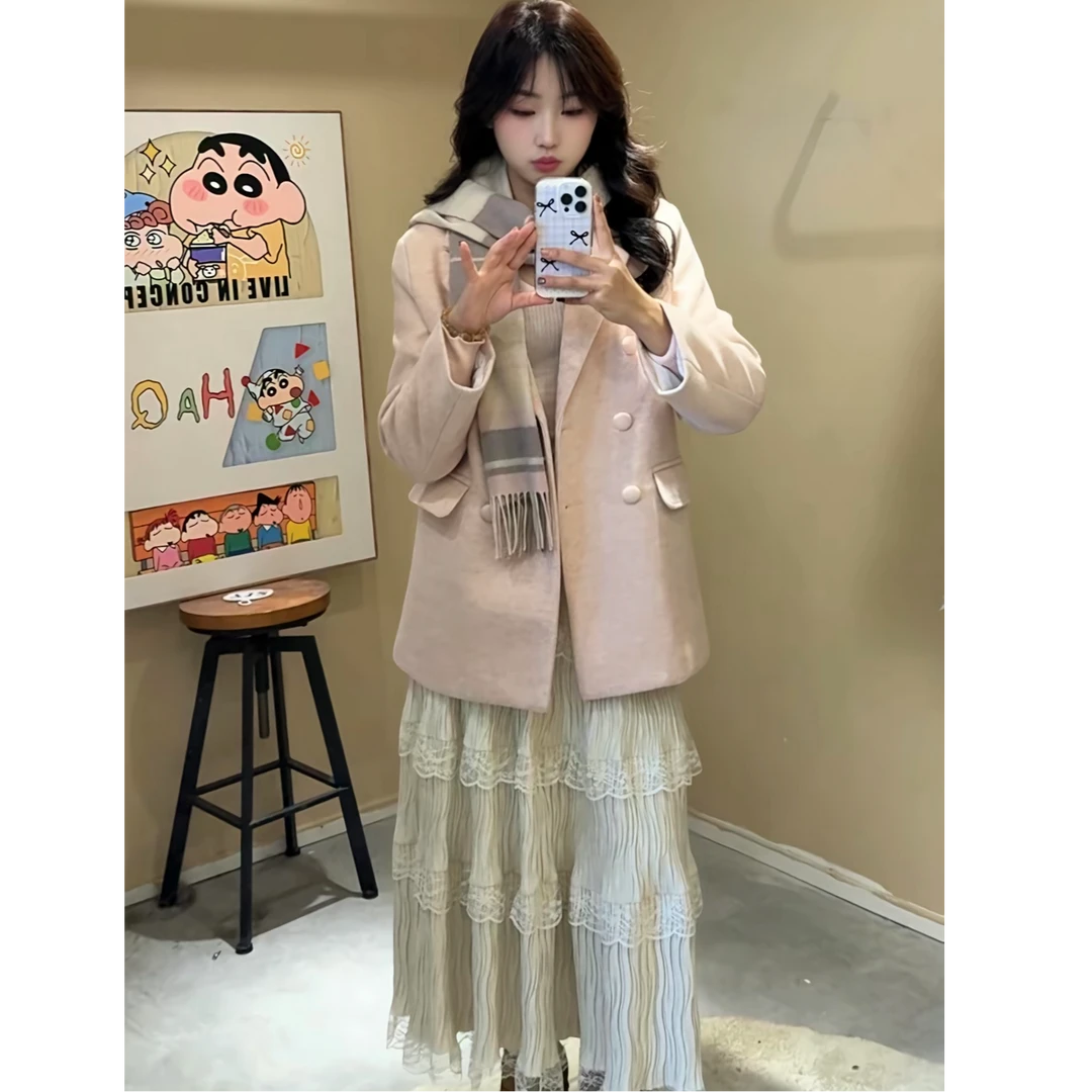 2025冬季韩系粉色西装毛呢外套配杏色百褶蛋糕裙两件套套装【869】