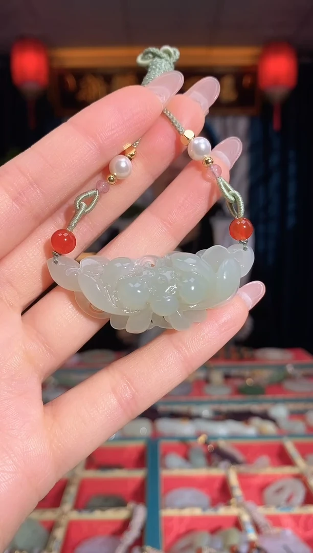 和田玉未镶嵌挂件锁骨链