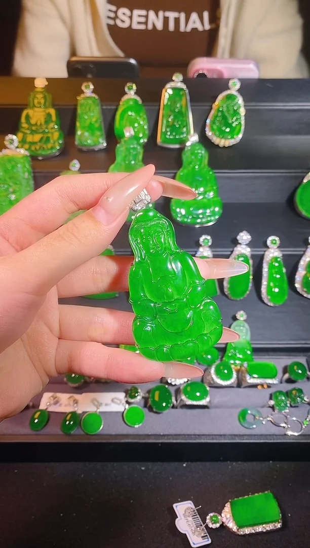 颈饰未镶嵌翡翠,,