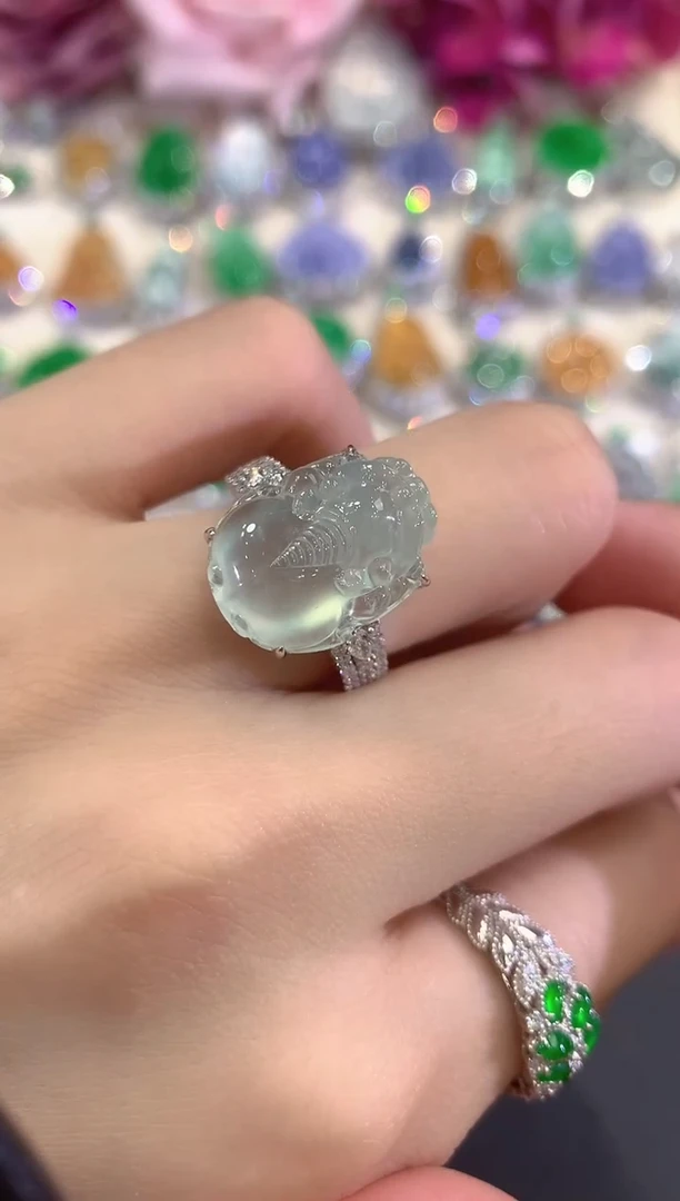 18K金镶嵌戒指翡翠w41