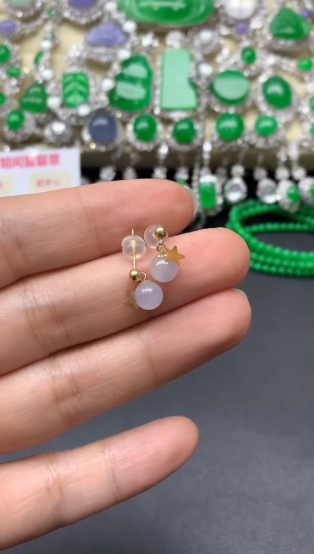 颈饰18K金镶嵌翡翠66-中国好珍宝