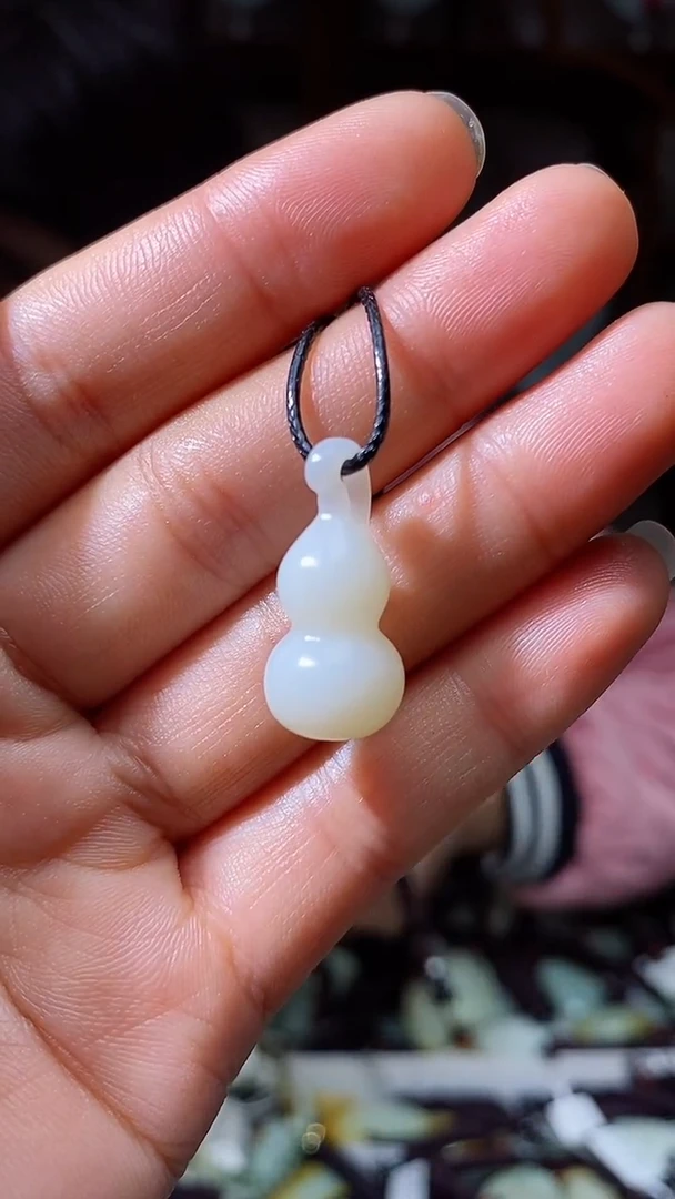 【闪购商品】和田玉挂件未镶嵌1