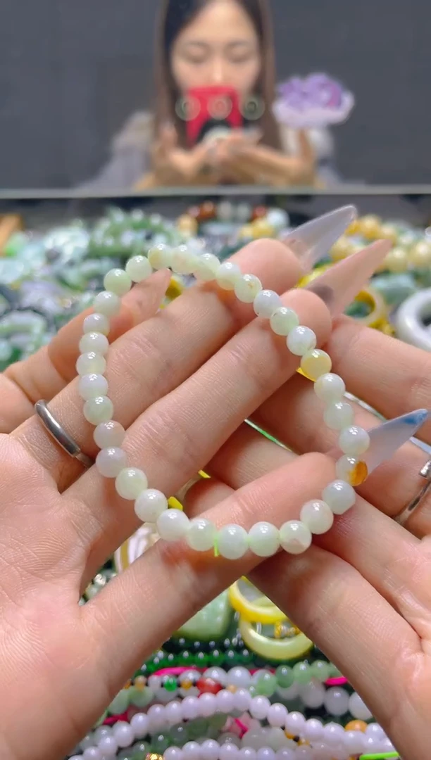 颈饰未镶嵌翡翠5MM