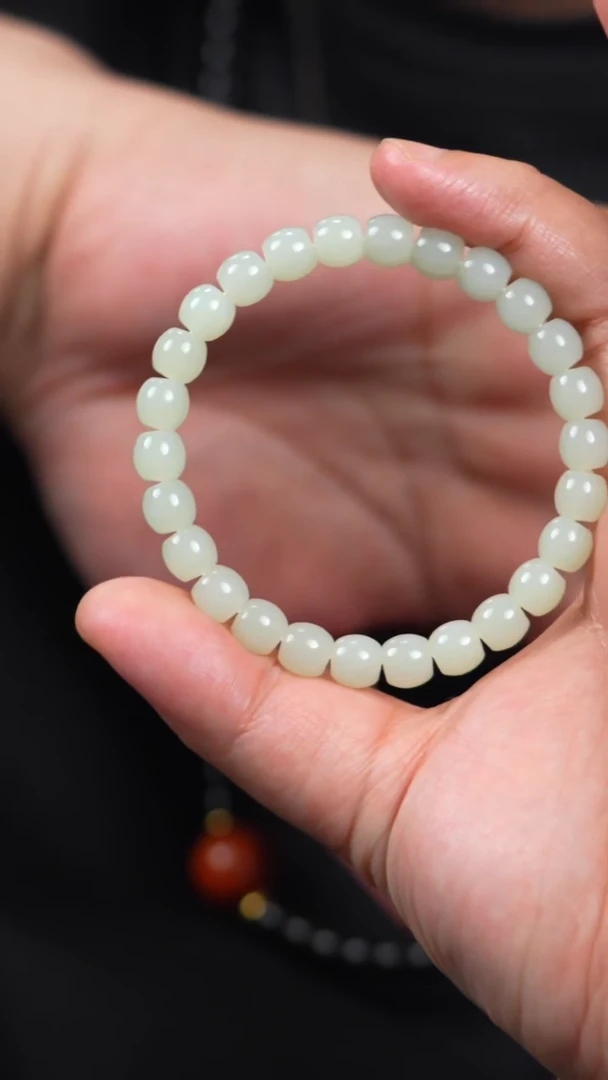 手链未镶嵌和田玉8mm且末金山