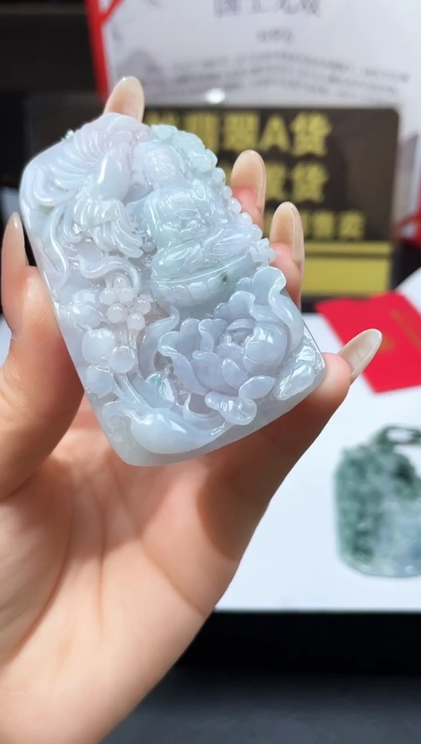 颈饰未镶嵌翡翠多样性发其一