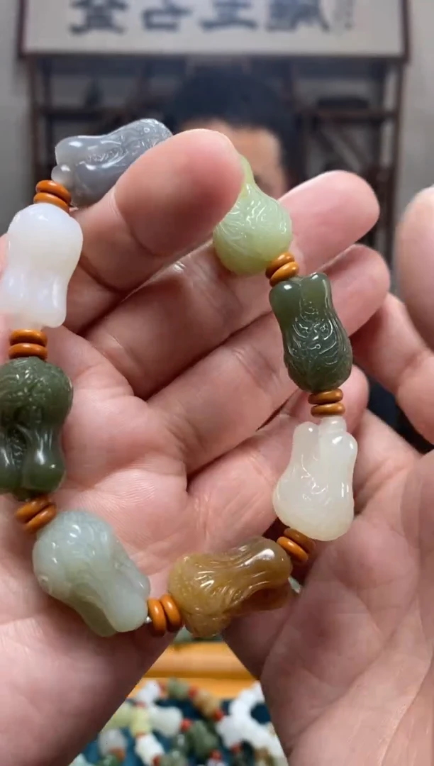 【闪购商品】和田玉挂件未镶嵌84