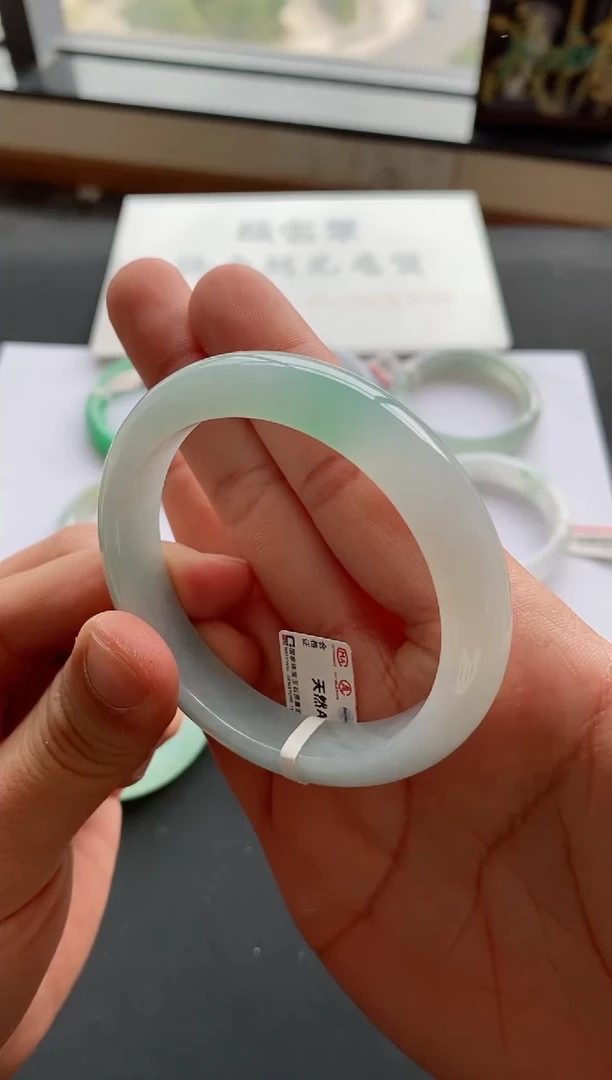 【闪购商品】翡翠手镯未镶嵌76号56.6*12.0*8.3正圈