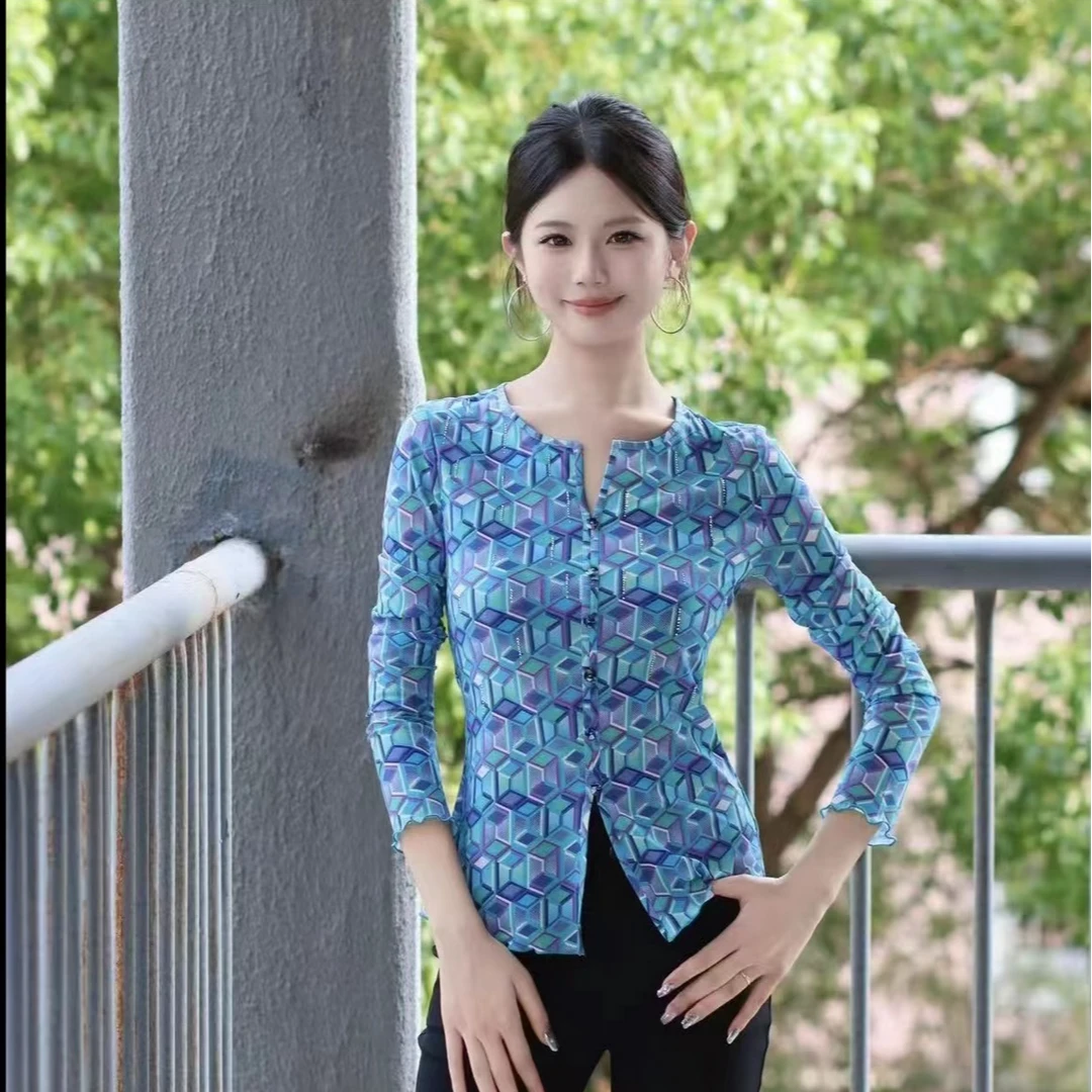 哥弟 菱形钻石花丝网丝网套头衫130098