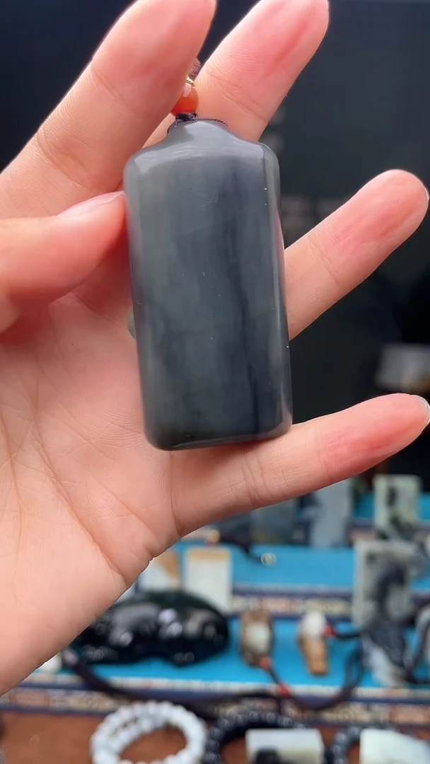 未镶嵌和田玉挂件1