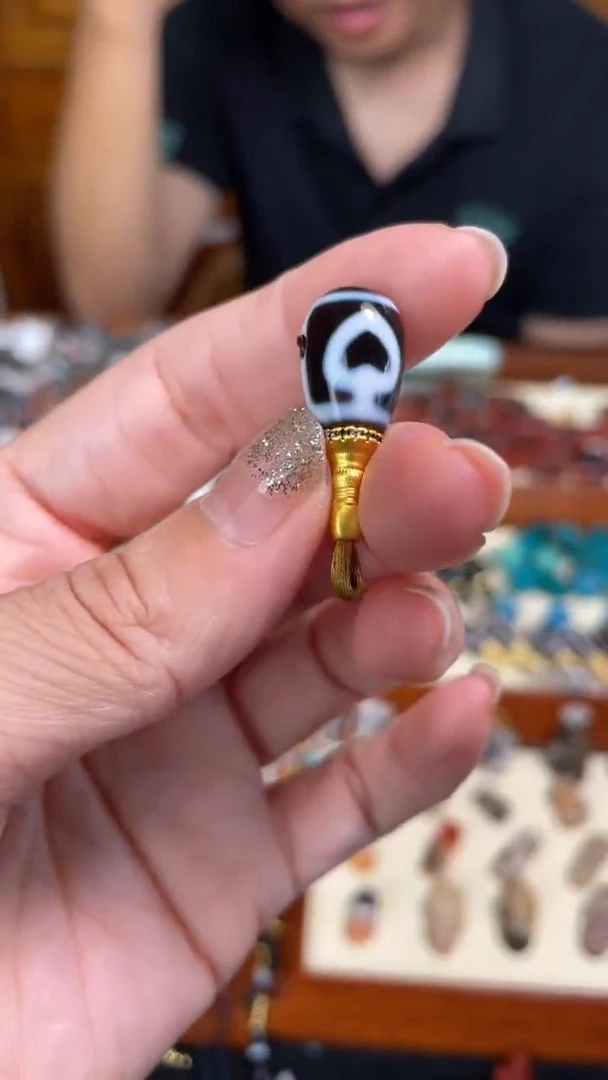 玛瑙/玉髓颈饰未镶嵌37菩提三通