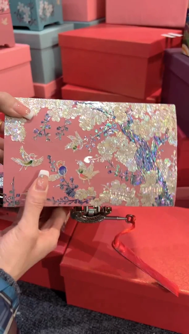 【闪购商品】微瑕不退换鱼锁满贝·弘贝雅螺钿漆器文化馆