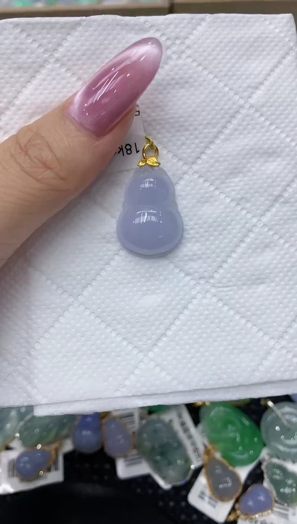 翡翠18K金镶嵌颈饰111111111