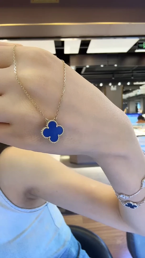 玛瑙/玉髓项链18K金镶嵌项链