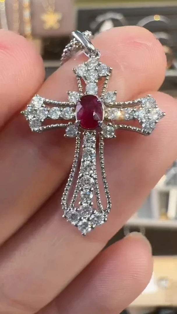 【闪购商品】红宝石吊坠(不含链)18K金镶嵌红宝十字架吊坠