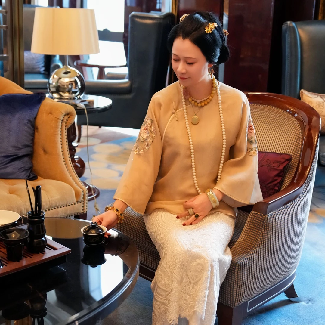 【云裳溪2025｜2月泉州新款】国风香槟色传统中式刺绣上衣