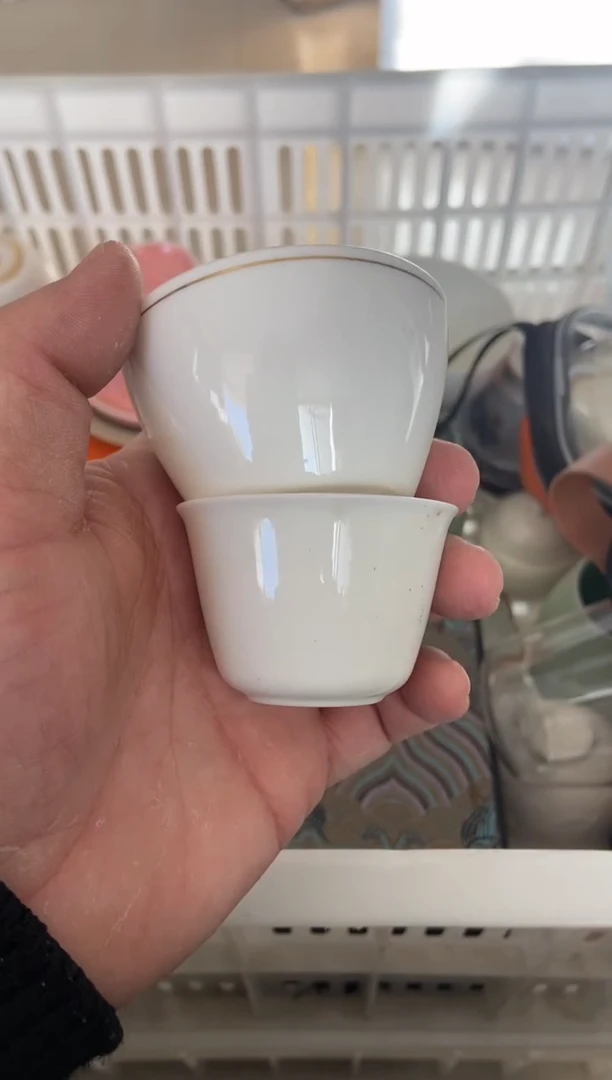 杯无运费险有瑕疵的摄影的产品有使用过的痕迹有点脏介意勿拍