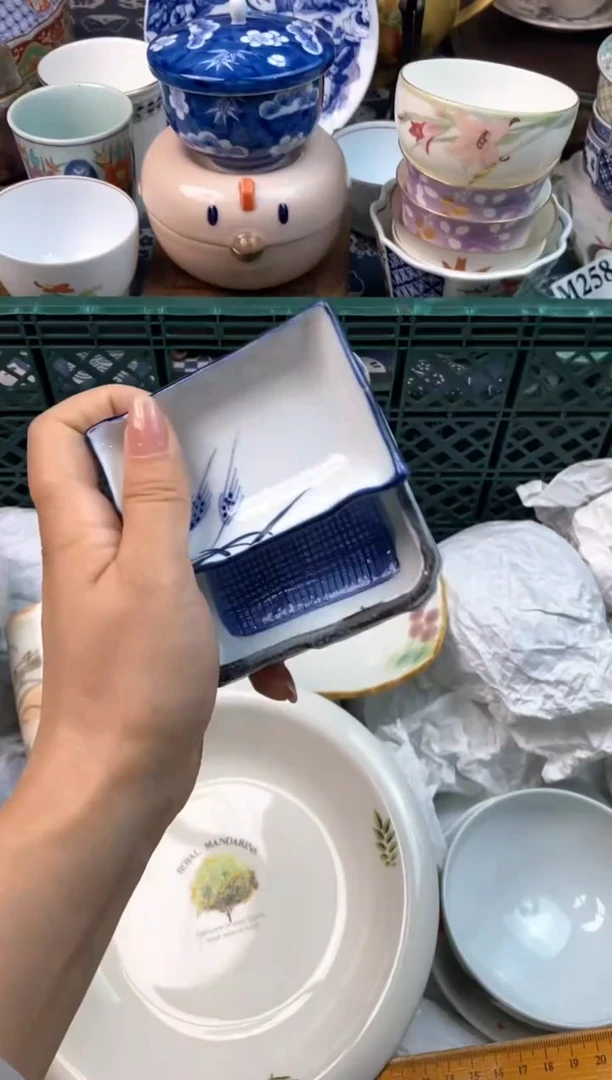 瓷片小*[○･｀Д´･ ○][○･｀Д´･ ○]