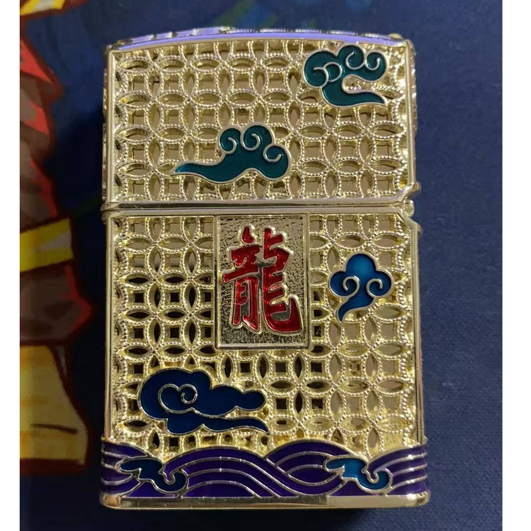 爱酷盔甲龙煤油打火机