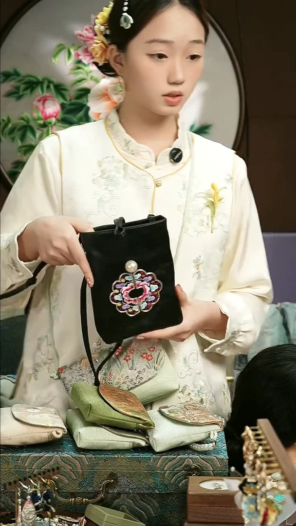 刺绣手工绣花手机包