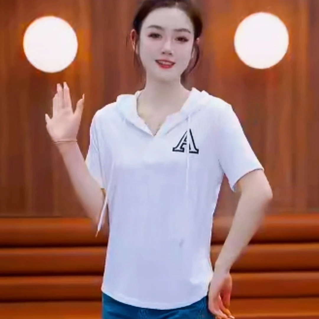 2025夏季休闲连帽短袖T恤上衣洋气百搭时尚