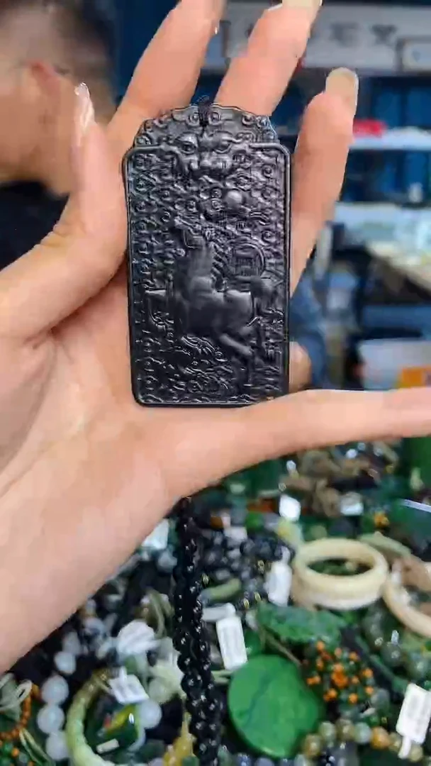 未镶嵌和田玉挂件1