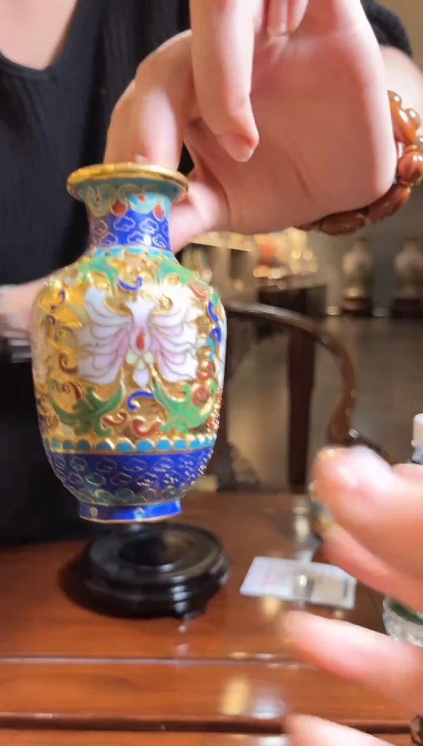 非遗记忆 景泰蓝金地赏瓶 10cm 带回流证书