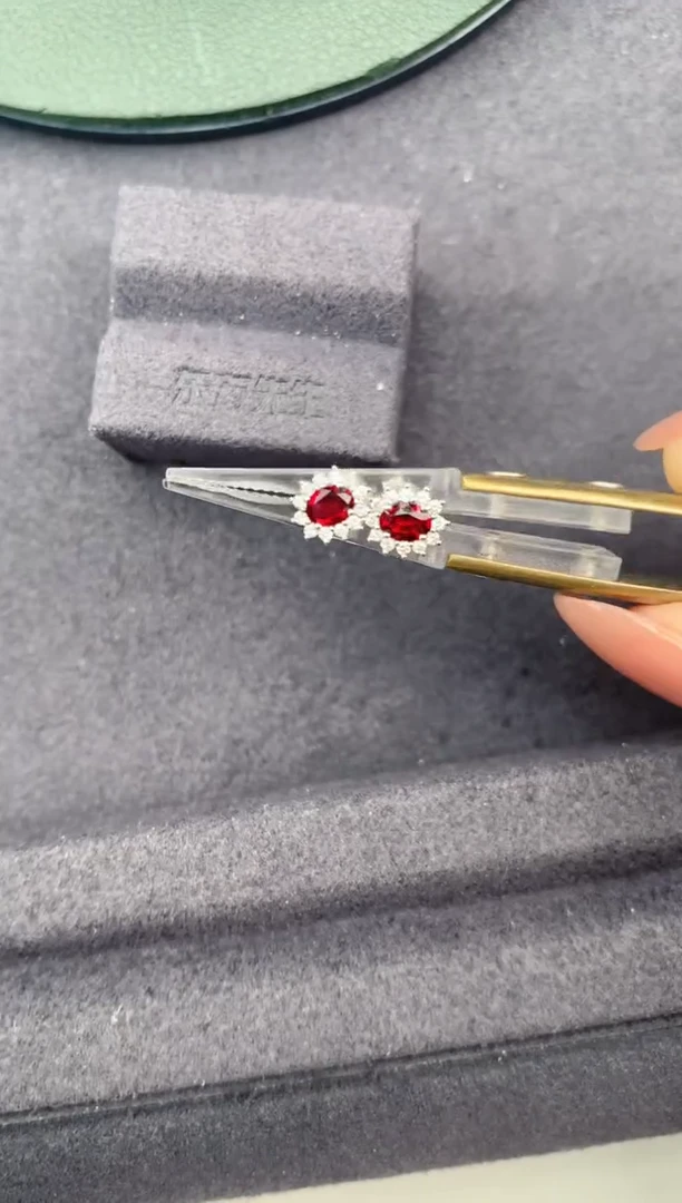 18K金镶嵌耳饰红宝石0.36ct红宝石  定制  FD