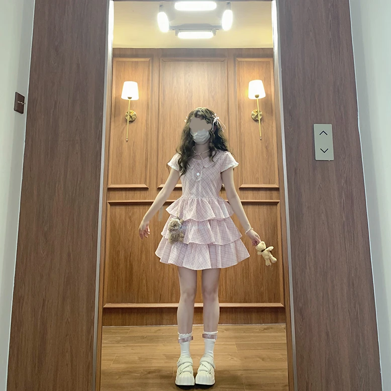 【草莓奶昔】 原创设计日系蛋糕裙收腰格子娃娃领公主裙
