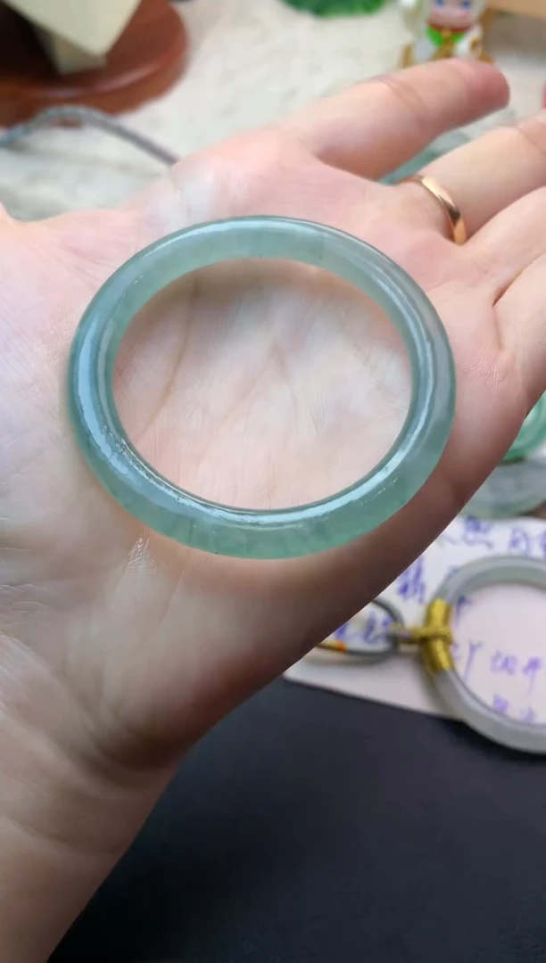 未镶嵌定制翡翠毛货