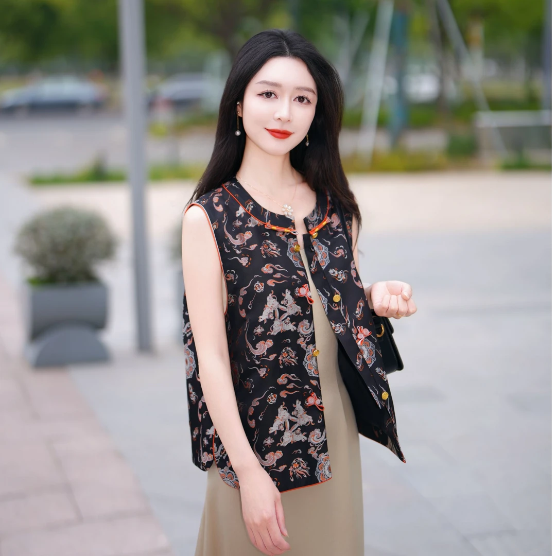 中国丝绸隆鹊『三兔织梦』宋锦对襟马甲新中式女装高档气质时尚女装