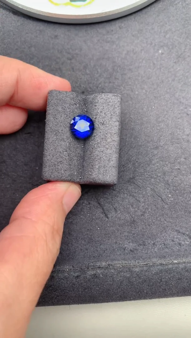 裸石蓝宝石2.27ct 皇家蓝蓝宝石BA