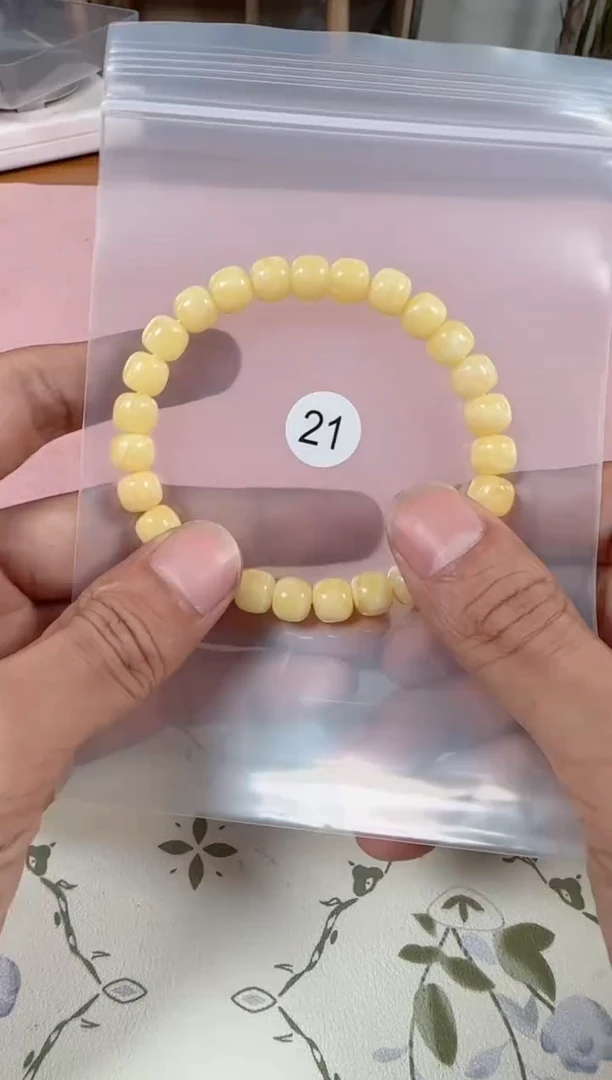 未镶嵌蜜蜡手链原矿无优化无裂蜜蜡老型