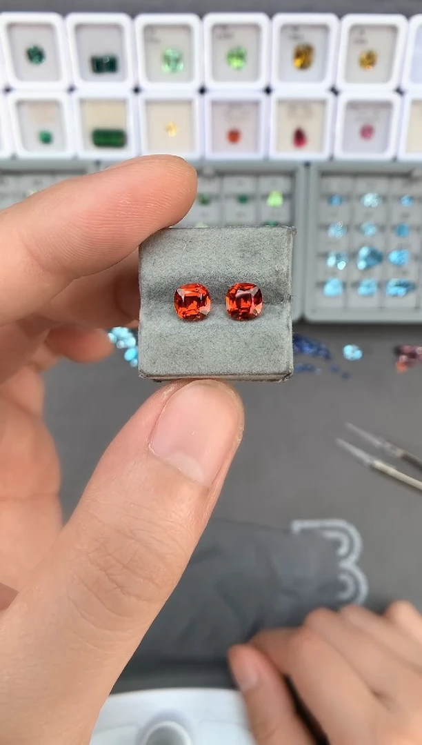 【闪购商品】定制石榴石裸石未镶嵌2.7ct