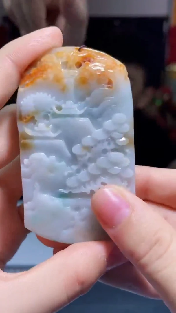 【闪购商品】翡翠吊坠(不含链)未镶嵌Q111