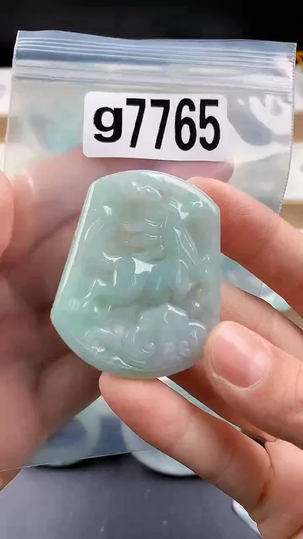 颈饰未镶嵌翡翠颈饰未镶嵌缅甸天然翡翠吊坠