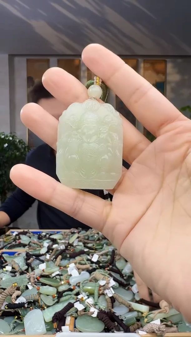 未镶嵌和田玉挂件拍一发一