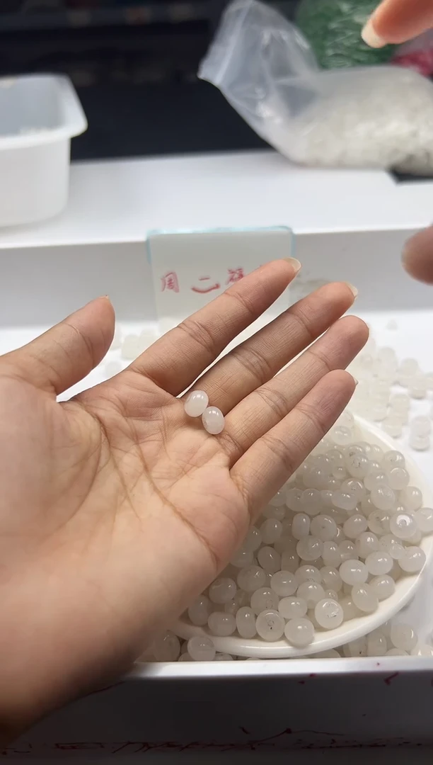 颈饰未镶嵌和田玉W2015和田*羊脂白算盘8*5mm*10颗