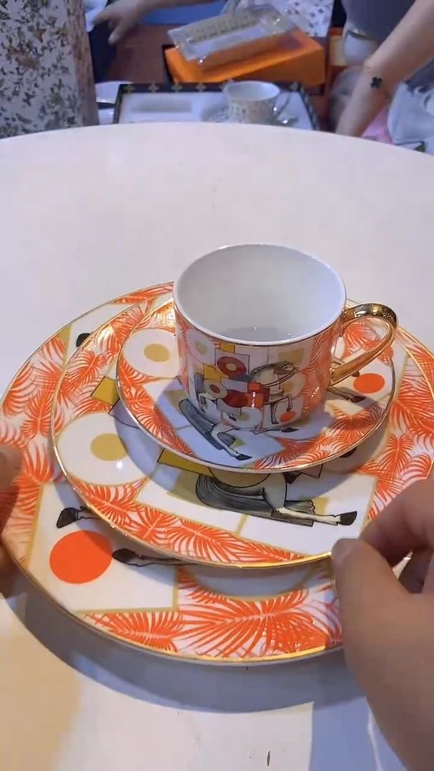 杯鸿辉家品牌瓷器，京东包邮！