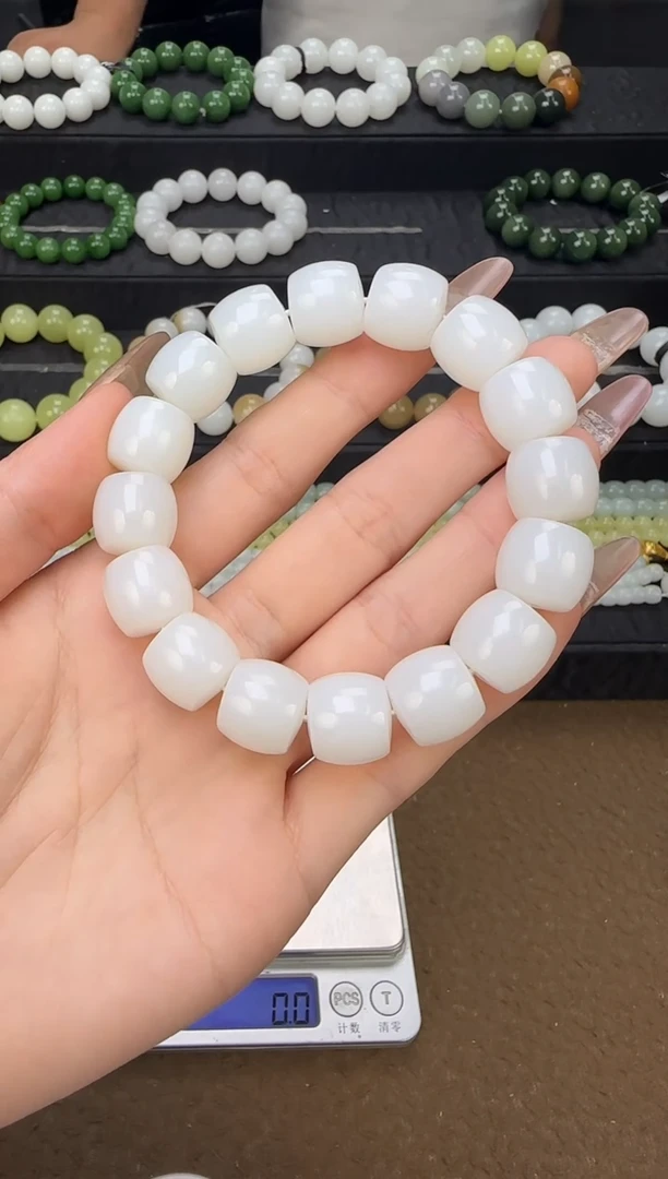 手串未镶嵌和田玉手串